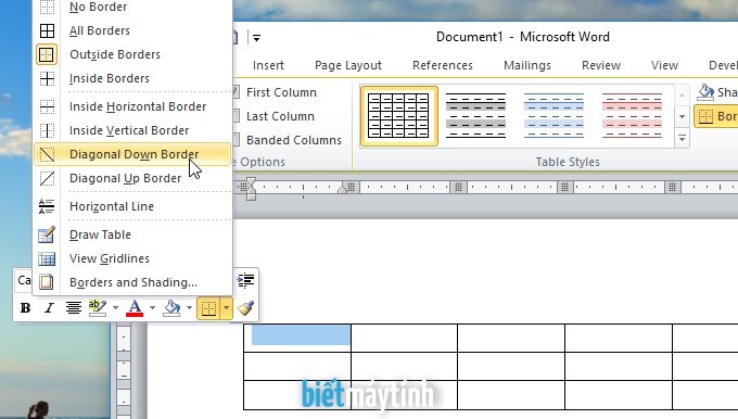 Cách tạo đường chéo trong bảng word
