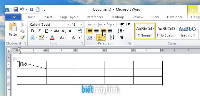 Cách tạo đường chéo trong bảng word